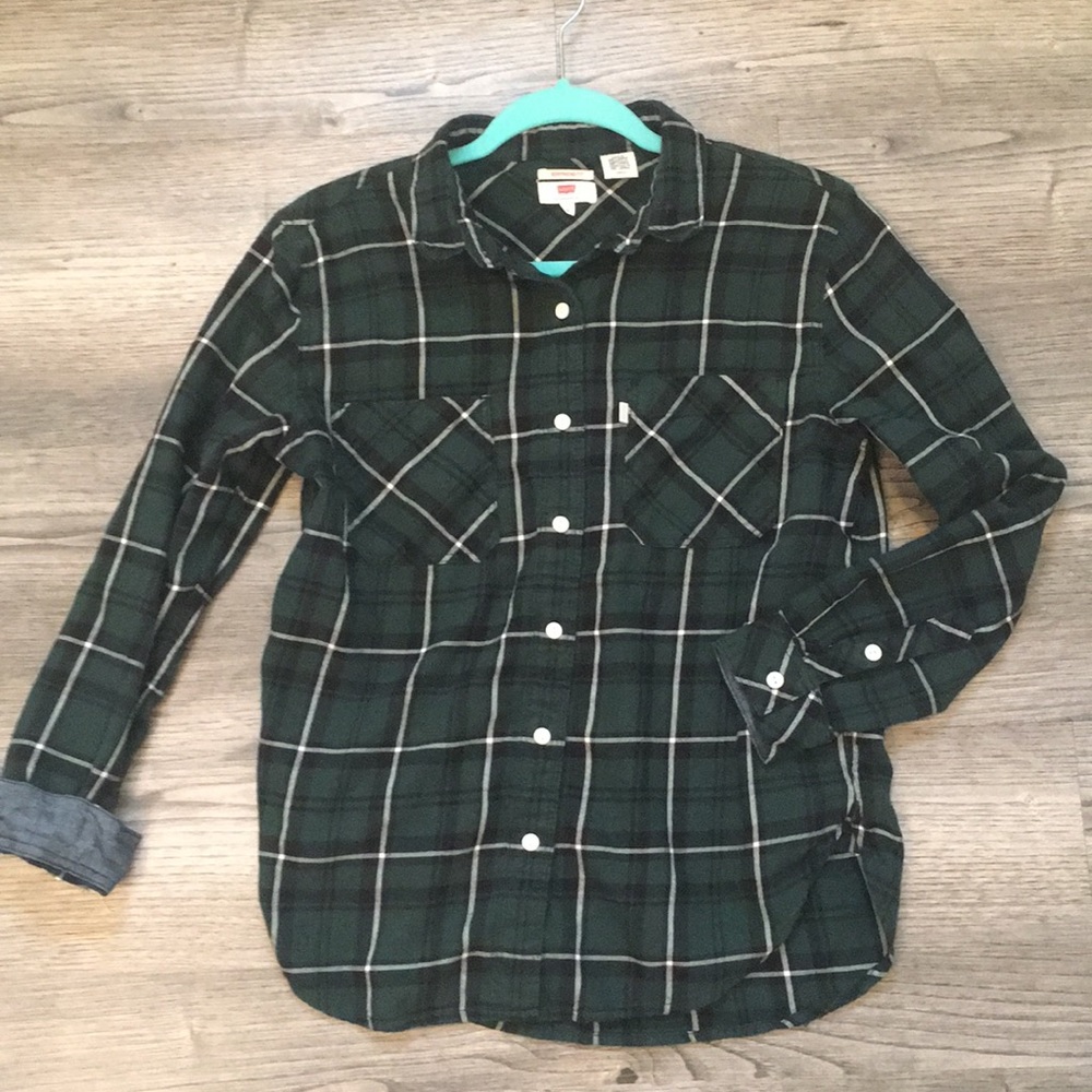 Levi’s Boyfriend Plaid Button Down